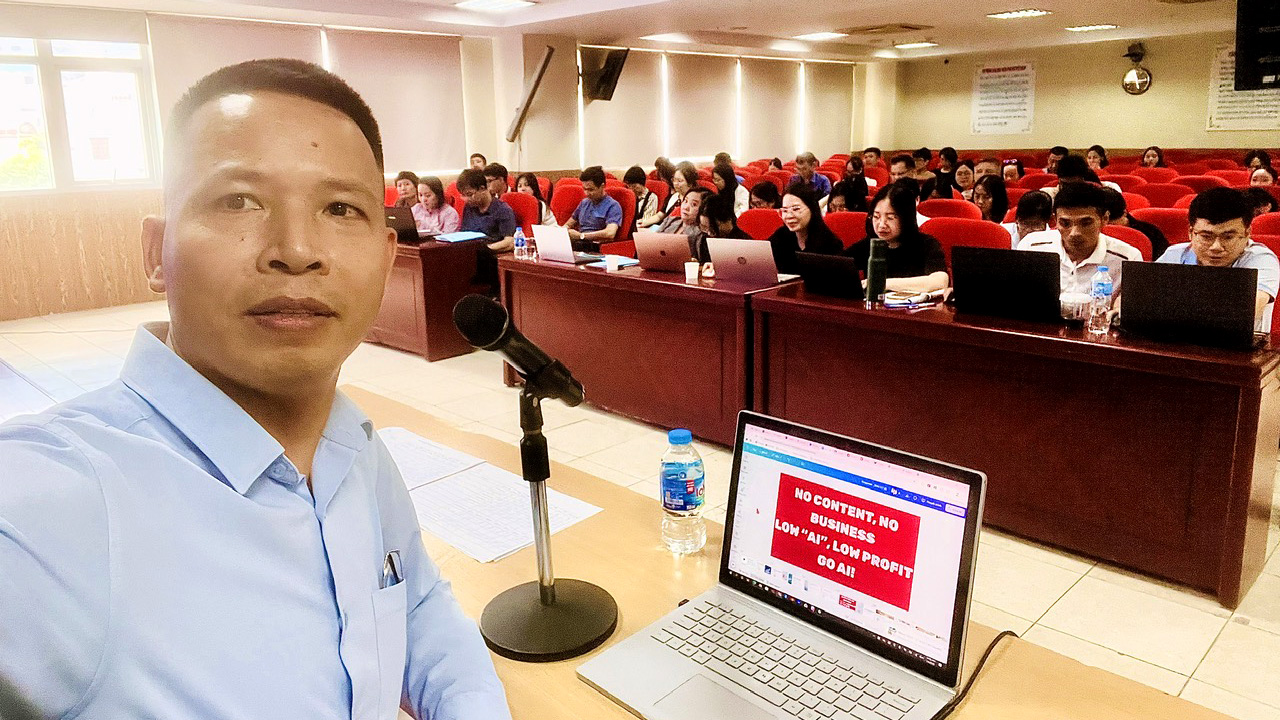 TS. Trần Minh Hoàng đào tạo cho doanh nghiệp