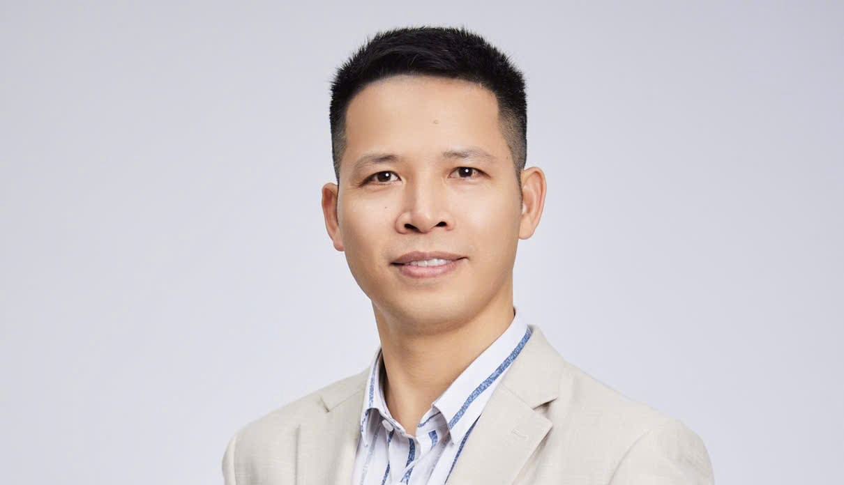 TS. Trần Minh Hoàng